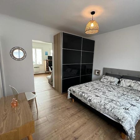 Appartement proche plage et commerces Royan Extérieur photo